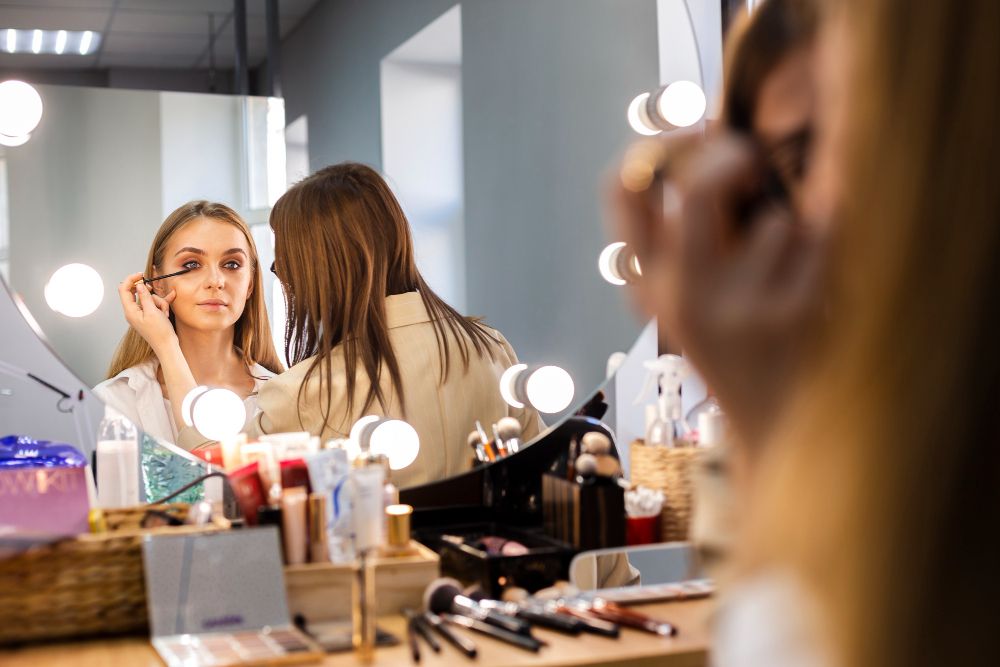 make-up-artist-applying-mascara-eyelashes